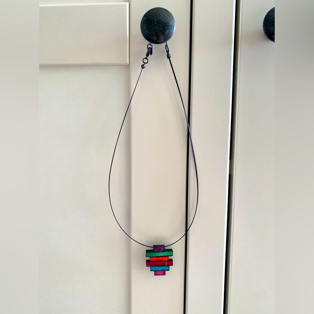 Wire necklace